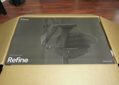 Fractal Refine Chair Packaging 2